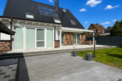 112195C5-E97F-4A56-AEBD-82BA7843B0D4