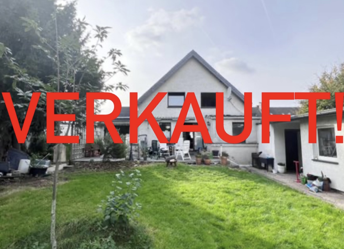 VERKAUFT! Freistehendes Einfamilienhaus/Grundstück zur etwaigen Neubebauung in der Vogelsiedlung in Unterrath/Stockum