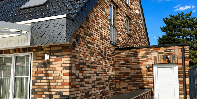 72600E10-0F4C-42C7-A278-28BCB380D03B