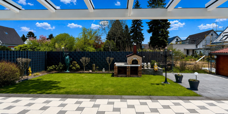 A0DB6CB9-F7D4-42E5-8DF3-21995A16B9FD